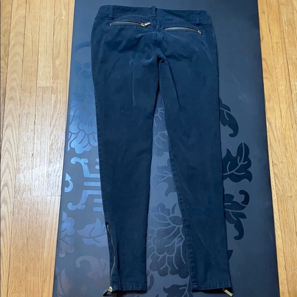 MICHAEL MICHAEL KORS BLACK PANTS + GOLD ZIPPERS - Picture 2 of 6